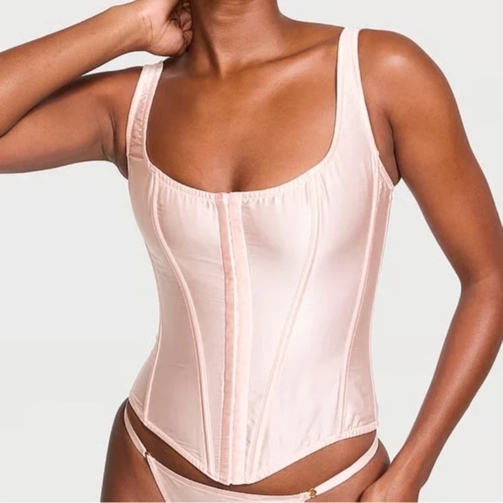New! Victorias Secret Taylor swift pink lace up corset top 45823